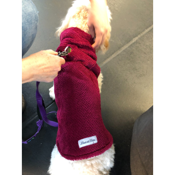 Calming Pullover Fleece Sweater For All Size Pups - Garnet